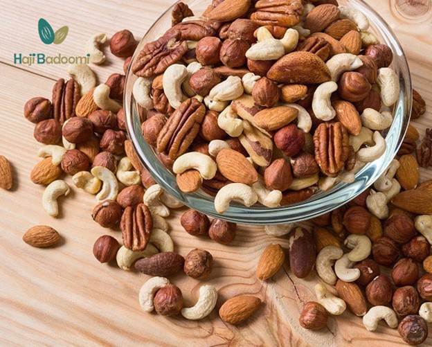 چرا برخی از آجیل‌ها رنگ می‌شوند؟ 