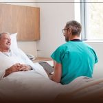بعد از عمل زانو چقدر استراحت کنیم؟