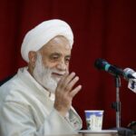 استاد قرائتی: خادمان اعتکاف در ثواب عبادت معتکفان شریک‌اند