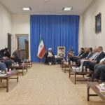 امام جمعه ایلام:پیوند ایران و عراق سدی محکم در برابر نظام استکباری است