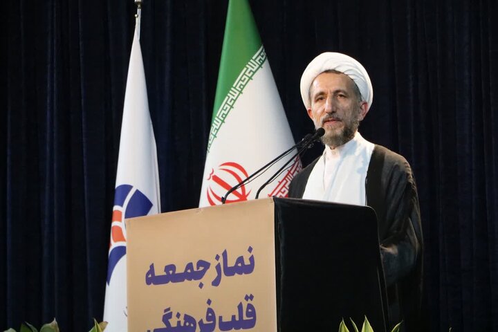امام جمعه قزوین: مطالبه عمومی مردم اجرای عادلانه احکام قضایی است