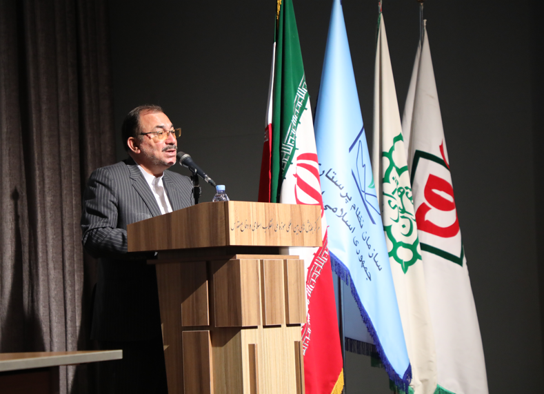 اگر دولت در گنجاندن مصوبات کارگروه ویژه پرستاری در لایحه بودجه کوتاهی کند، مجلس وارد عمل می شود