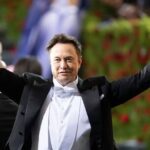 ایلان ماسک با آن همه پول چه می‌کند؟