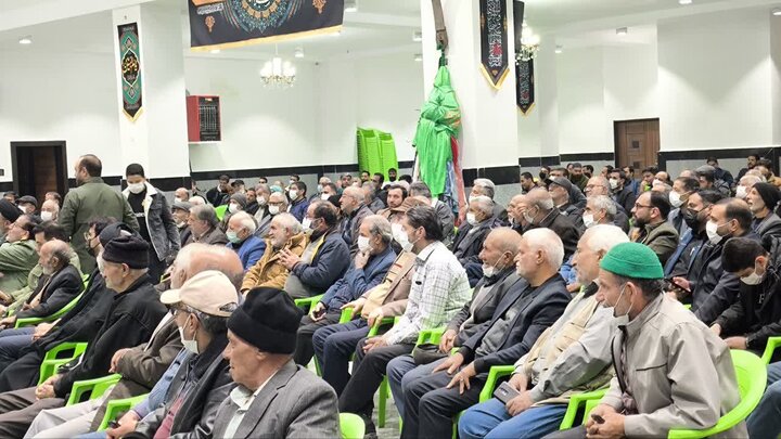 تجلیل از مادران و همسران شهدا در نطنز