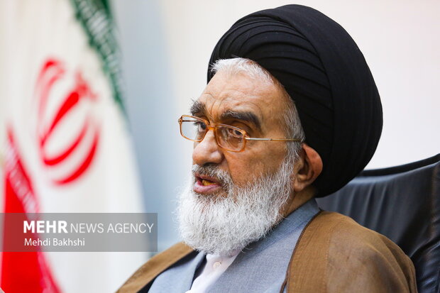 تمامی امور و اقدامات اجرایی برگرفته از احکام شرع و قوانین اسلامی باشد