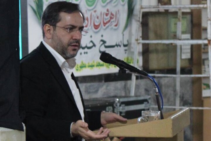 جبرائیلی: «مرگ بر آمریکا» شعار تبلیغاتی نشود