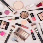 شناخت مواد مضر در لوازم آرایشی و جایگزین‌های سالم‌تر
