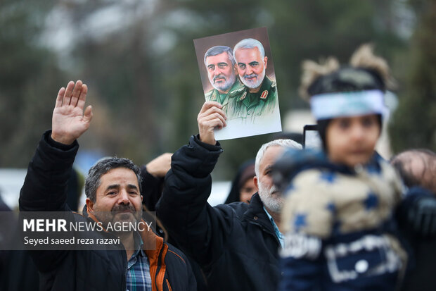 مدرسه؛ کانون تبیین مکتب شهید سلیمانی و تربیت نسل تراز انقلاب مدرسه؛ کانون تبیین مکتب شهید سلیمانی و تربیت نسل تراز انقلاب