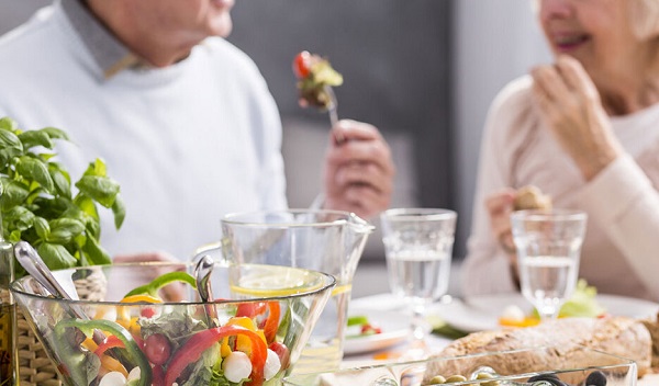 نکات مهم برای داشتن یک تغذیه سالم/ اینفوگرافیک