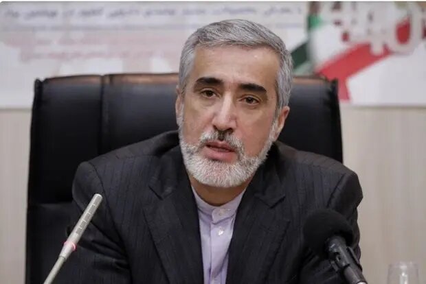 پیرصالحی: آینده داروسازی فراتر از نسخه و قفسه است