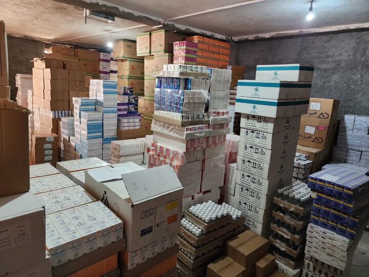 کشف انبار احتکار دارو در دلفان، ۲ متهم بازداشت شدند