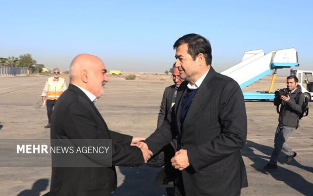 وزیر ورزش وارد خوزستان شد