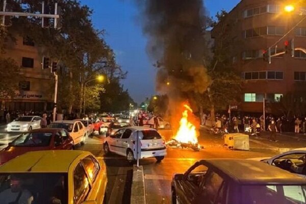 پدر ۲ قربانی اغتشاشات کرمانشاه: به دشمن اجازه سوءاستفاده ندهیم