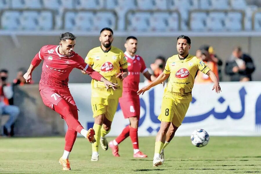 پرسپولیس در مسیر صدر / رقابت با تراکتور و استقلال ادامه دارد