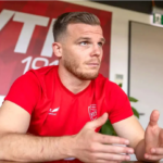 دنیل گرا انتظارات را برآورده نکرد/ بحران در دفاع راست