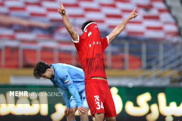 پرسپولیس مثل سایه به تراکتور چسبید/ سقوط سپاهان و روزهای تلخ استقلال