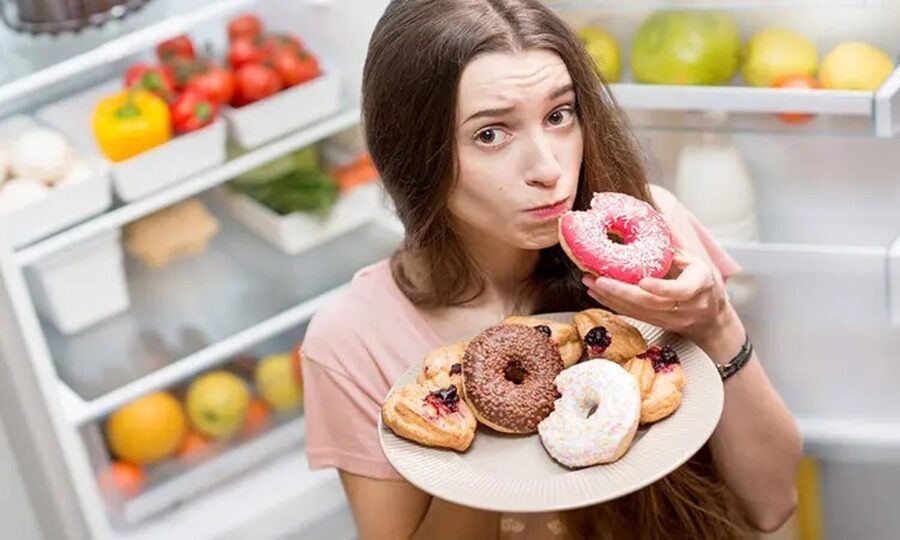 روشی برای کم‌اثر کردن قند شیرینی‌جات
