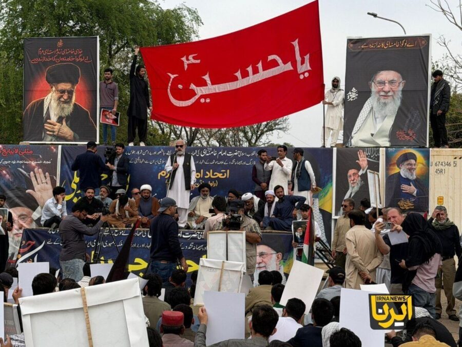 نام گذاری یک خیابان بزرگ در کراچی به نام رهبر شهید انقلاب