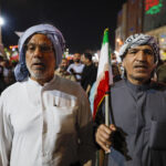 تجمع مردم خرمشهر زیر باران در دفاع از امنیت