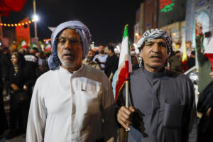 تجمع مردم خرمشهر زیر باران در دفاع از امنیت