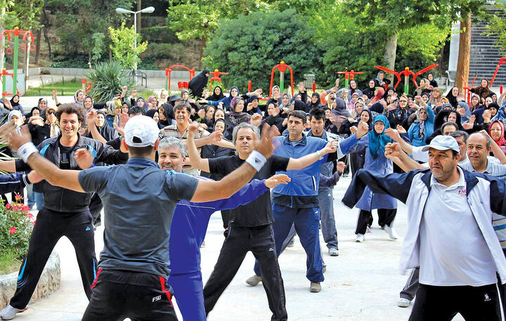 تدوین بسته جامع برنامه‌های ورزش همگانی در همدان
