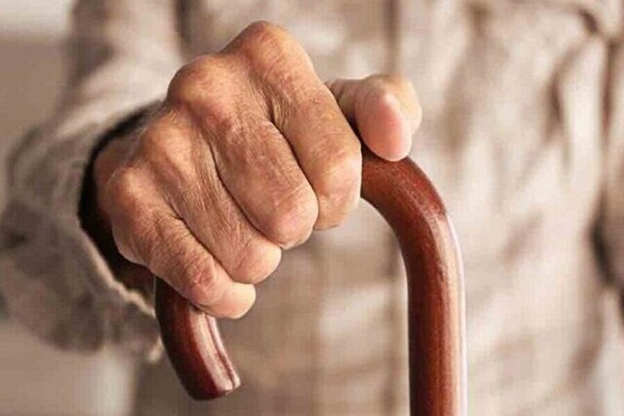 نحوه مراقبت از سالمندان و بیماران در شرایط جنگ