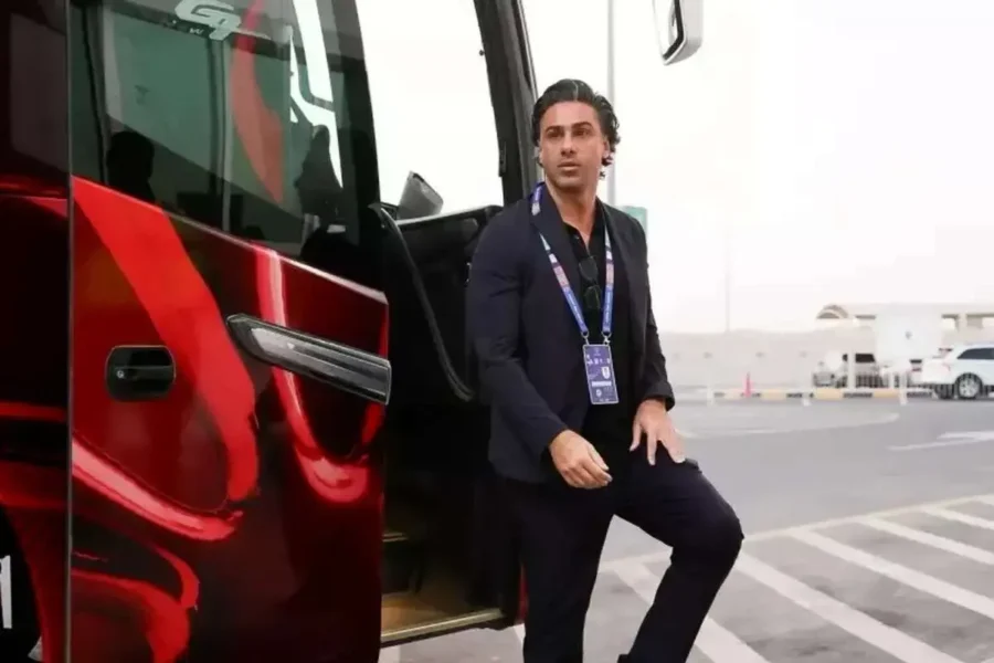 وضعیت فرهاد مجیدی در امارات چگونه می‌شود؟