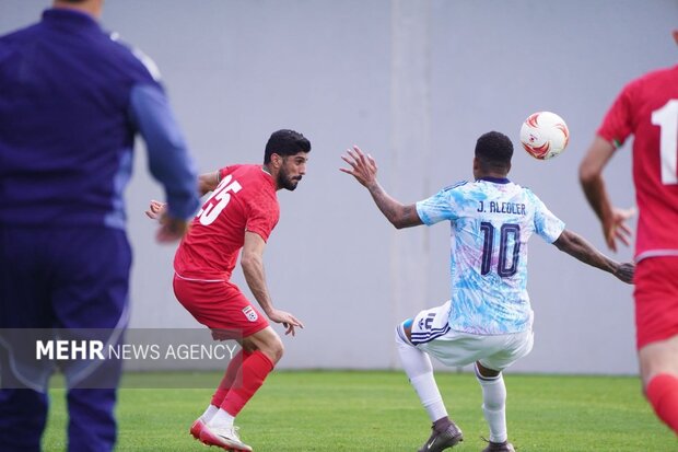 پابه سن گذاشته‌ها از تیم ملی فوتبال کنار بروند/رمز موفقیت در جام جهانی