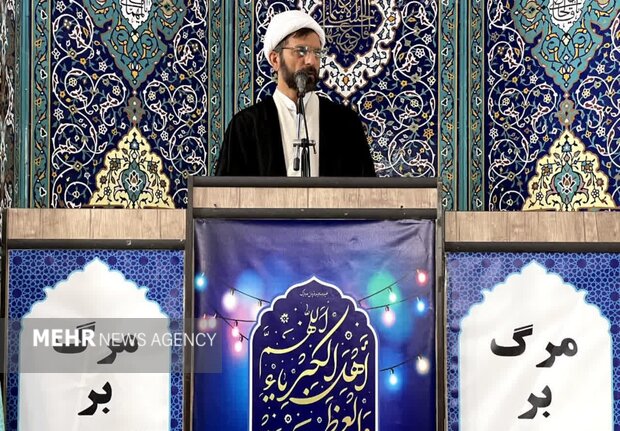 امام جمعه موقت ملارد: «الله‌اکبر» سلاح ملت ایران در برابر استکبار است