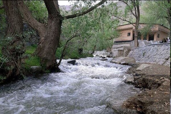 بیات منش: استان زنجان در مدیریت آب های سطحی وضعیت مطلوبی ندارد