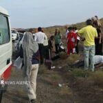 تصادف اتوبوس تهران-مشهد با ۳۰ سرنشین در میامی؛ ۴ مصدوم انتقال یافتند