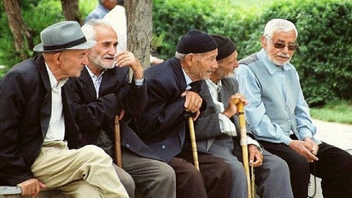 تهران در آستانه سالمندی؛ فرزندآوری را به تأخیر نیندازید