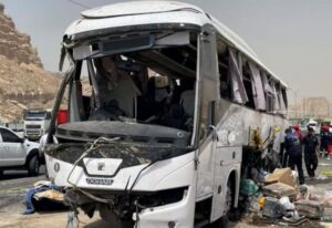 جزئیات واژگونی اتوبوس مسیر عسلویه _سیراف از زبان یکی از مصدومان