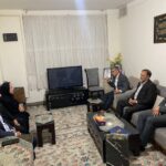 دیدار نماینده ویژه رئیس مجلس با خانواده شهدای جنگ رمضان در کردستان