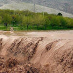 سیل راه ارتباطی ۱۰ روستای گردشگری کلات را مسدود کرد
