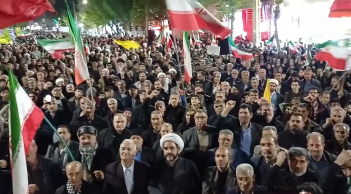 میدان داری مردم میاندوآب در هفتاد و نهمین اجتماع شبانه