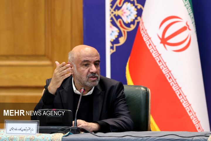 میدری: توسعه بازار مشاغل خانگی و تولید خانواده‌محور شتاب می‌گیرد