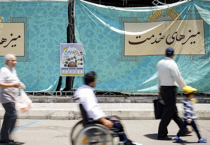 میز خدمت ۲۵ دستگاه اداری هرمزگان در نماز جمعه میناب