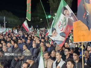 ندای «الله اکبر خامنه ای رهبر» مردم اردبیل در خیابان های این شهر