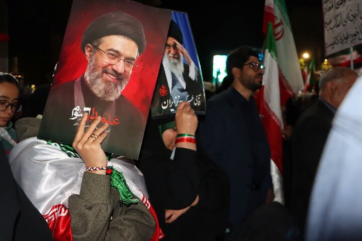 هشتاد و هشتمین اجتماع مردم نراق در بیعت با رهبر معظم انقلاب