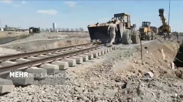 ۲ خط ریلی برای ترانزیت مواد معدنی میان سیرجان و بندرعباس احداث می‌شود