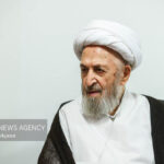 آیت‌الله سبحانی: جایگاه علمی شهید لاریجانی باید به‌درستی پاس داشته شود