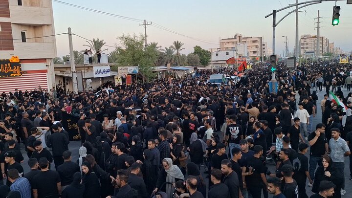 اجتماع باشکوه عاشورائیان در گناوه برگزار شد