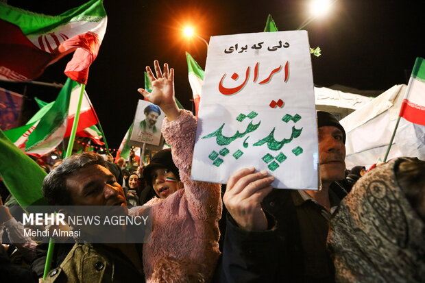 اجتماع زنجانی ها در یکصد و ششمین شب حضور در میدان