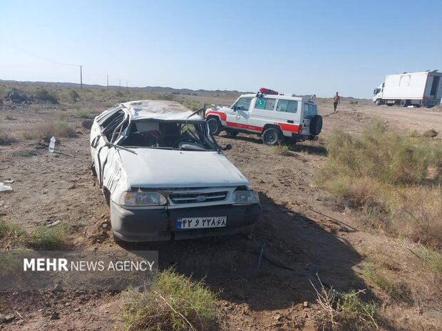 امدادرسانی به ۲ سانحه رانندگی محور میامی-سبزوار؛ یک نفر جان باخت