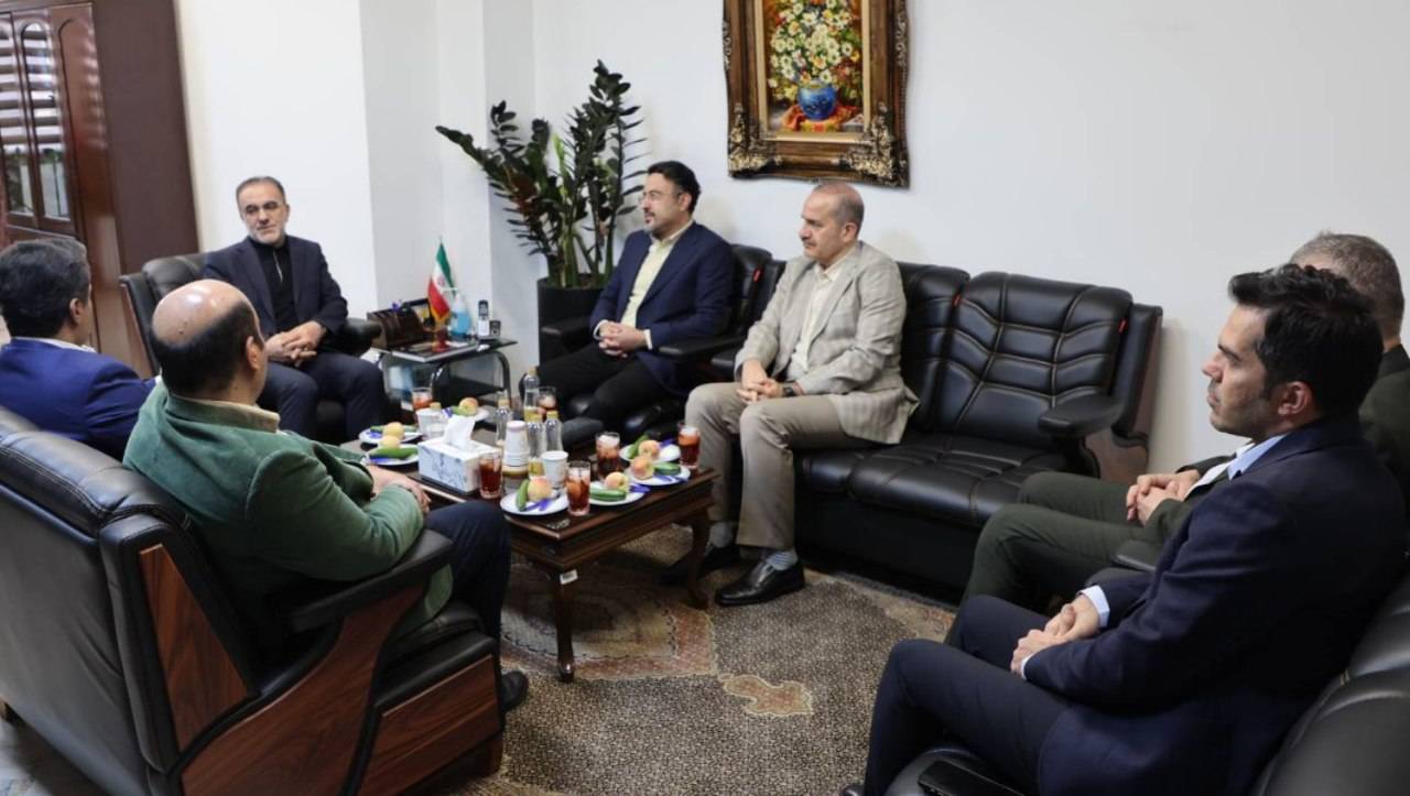 بررسی مسائل صنفی و تعرفهای رادیولوژی دهان، فک و صورت در نشست مشترک با رئیسکل سازمان نظام پزشکی بررسی مسائل صنفی و تعرفهای رادیولوژی دهان، فک و صورت در نشست مشترک با رئیسکل سازمان نظام پزشکی