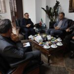 بررسی مشکلات حوزه آزمایشگاه در نشست رئیس‌کل سازمان نظام پزشکی با هیئت‌مدیره انجمن علمی آسیب‌شناسی و طب آزمایشگاهی ایران
