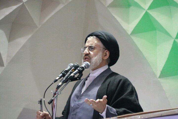 جنگ رسانه‌ای ابزار اصلی دشمن برای تأثیرگذاری بر افکار عمومی است