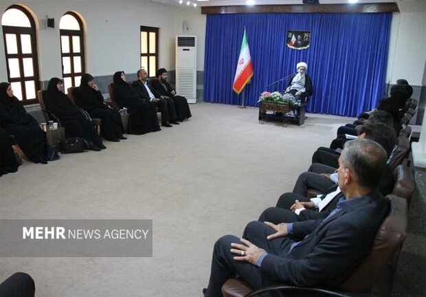صفایی بوشهری: ظرفیت های استان بوشهر مغفول مانده است
