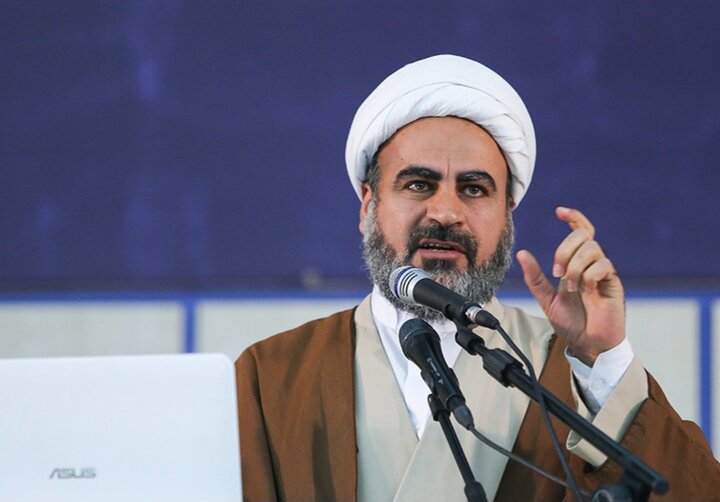 عاشورا حماسه‌ای جاودان که اسلام را زنده نگه داشت